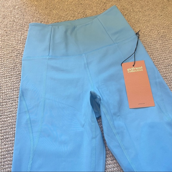 Girlfriend Collective Compressive High-Rise Legging in Haze (XS) - Picture 10 of 10